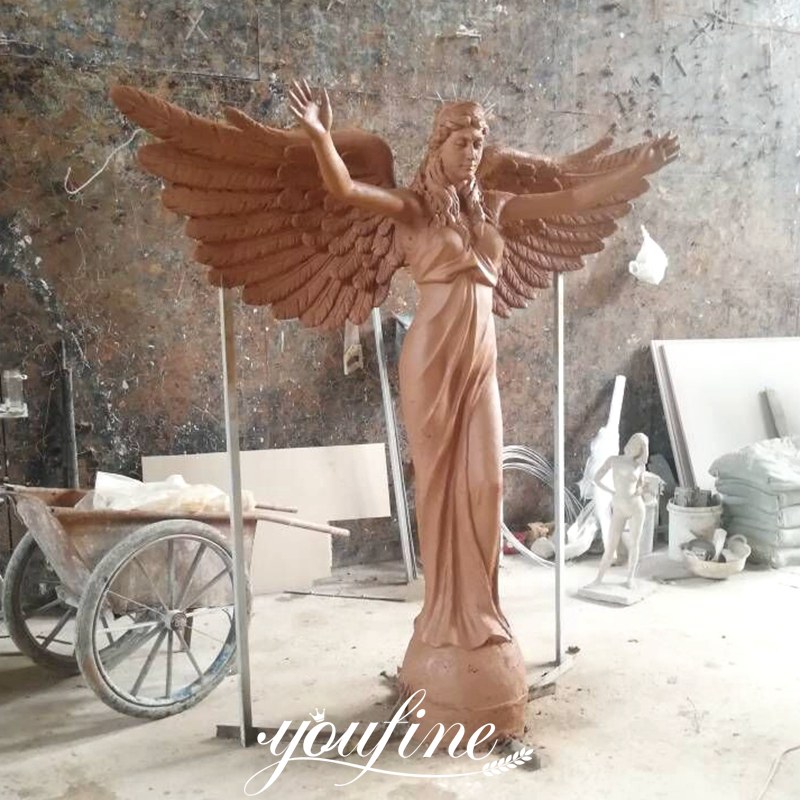 Detailed 1:1 Angel Clay Model