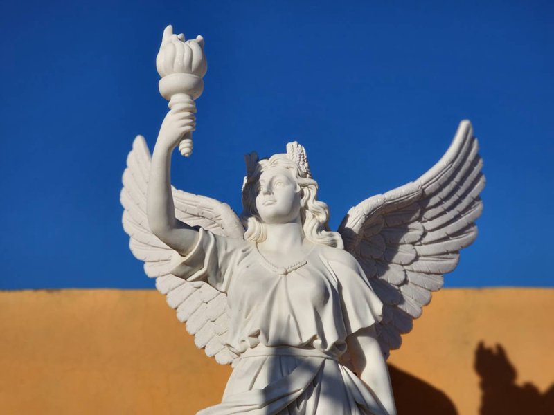 marble angel Hand-Carving Details